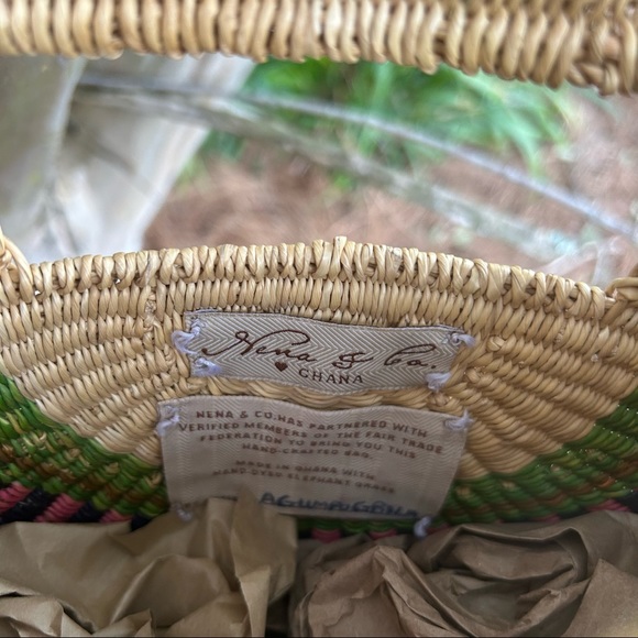 NENA & CO. Straw/Rattan Purse Rare Find!!Hand Made in Ghana signed by the Artist - Picture 9 of 13
